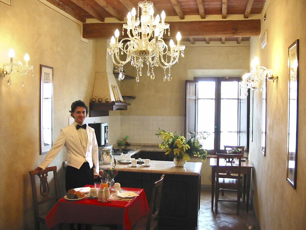 B&B Palazzo Al Torrione 2 Сан Джиминяно Екстериор снимка
