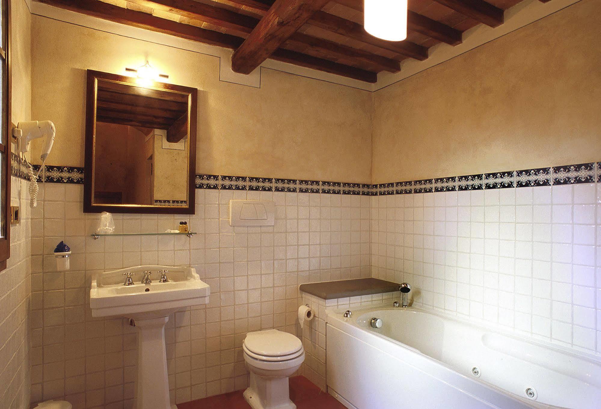 B&B Palazzo Al Torrione 2 Сан Джиминяно Екстериор снимка